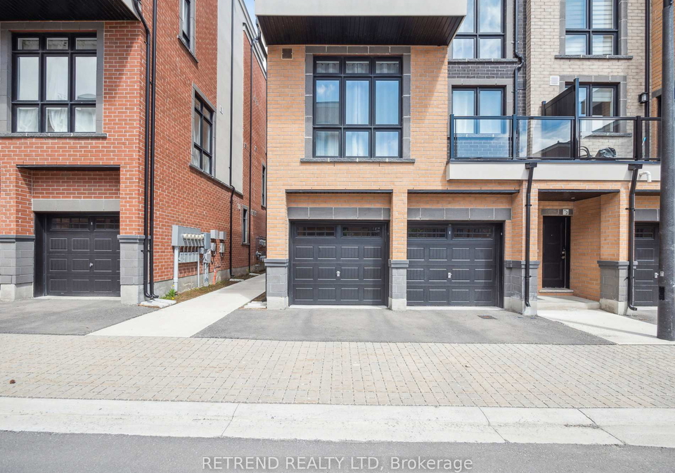 1-bond-crescent-richmond-hill-ontario-n12335595