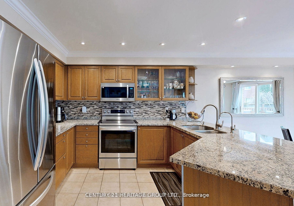 595-mcbean-avenue-newmarket-ontario-n12336503