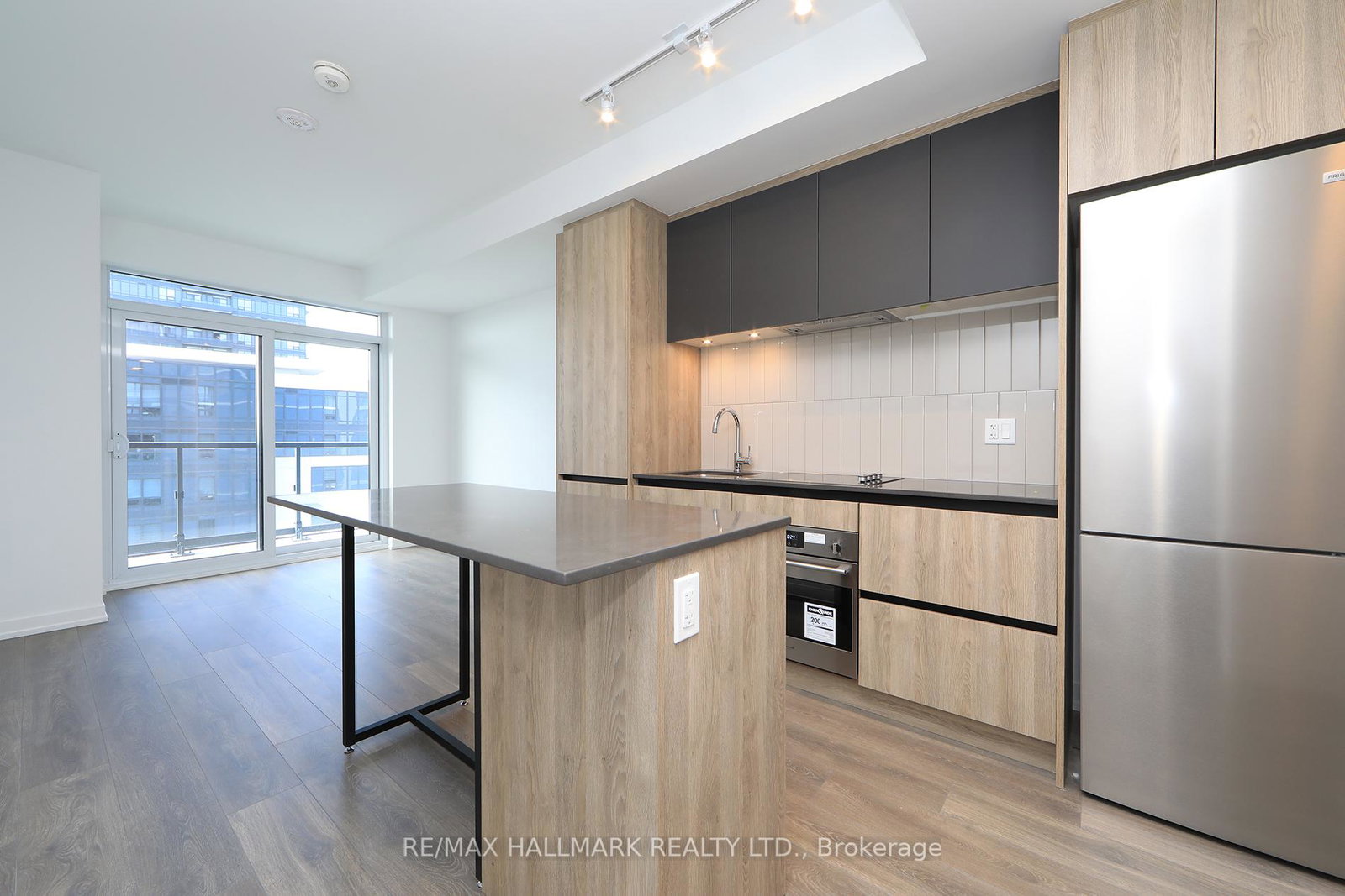 7950-bathurst-street-vaughan-ontario-n12336703