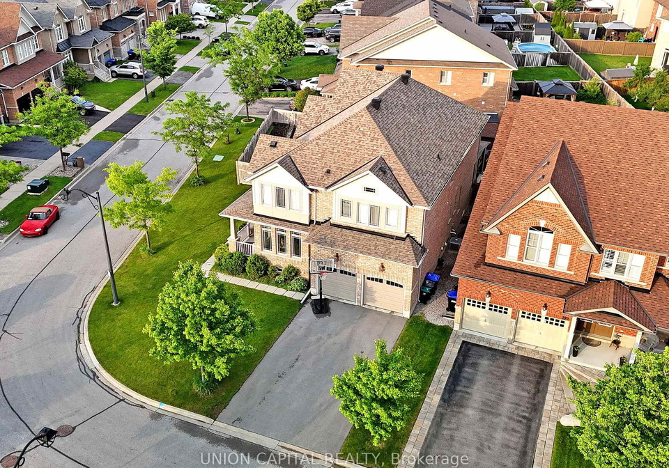 83-mooney-street-bradford-west-gwillimbury-ontario-n12336910