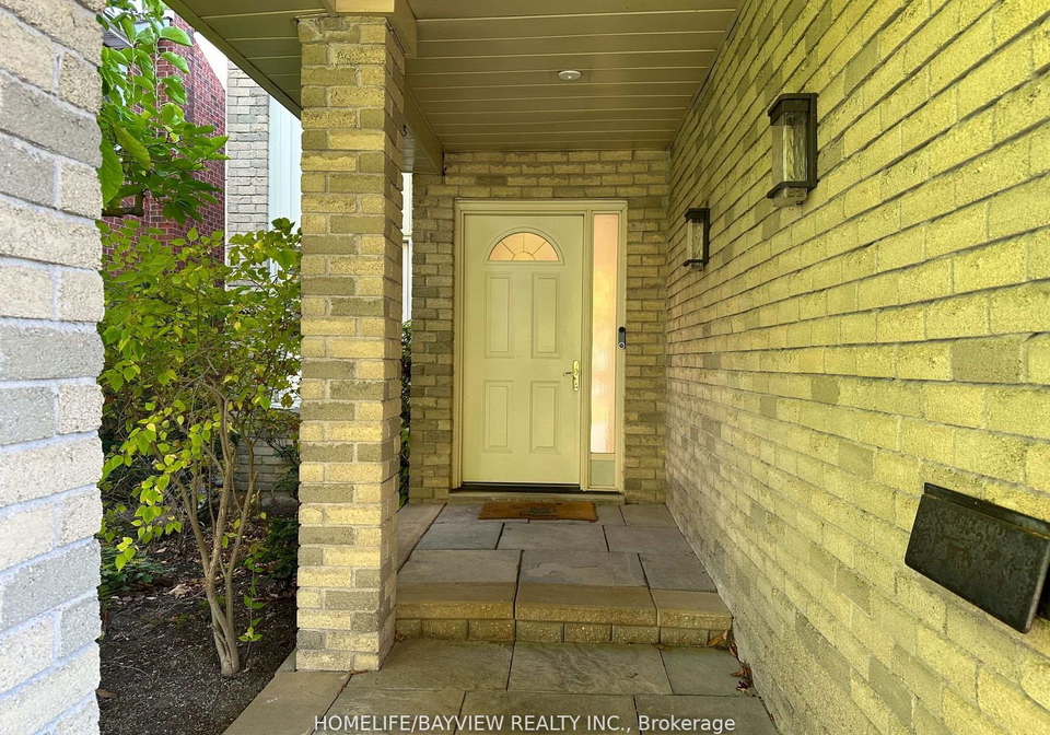 77-eleanor-circle-richmond-hill-ontario-n12337049