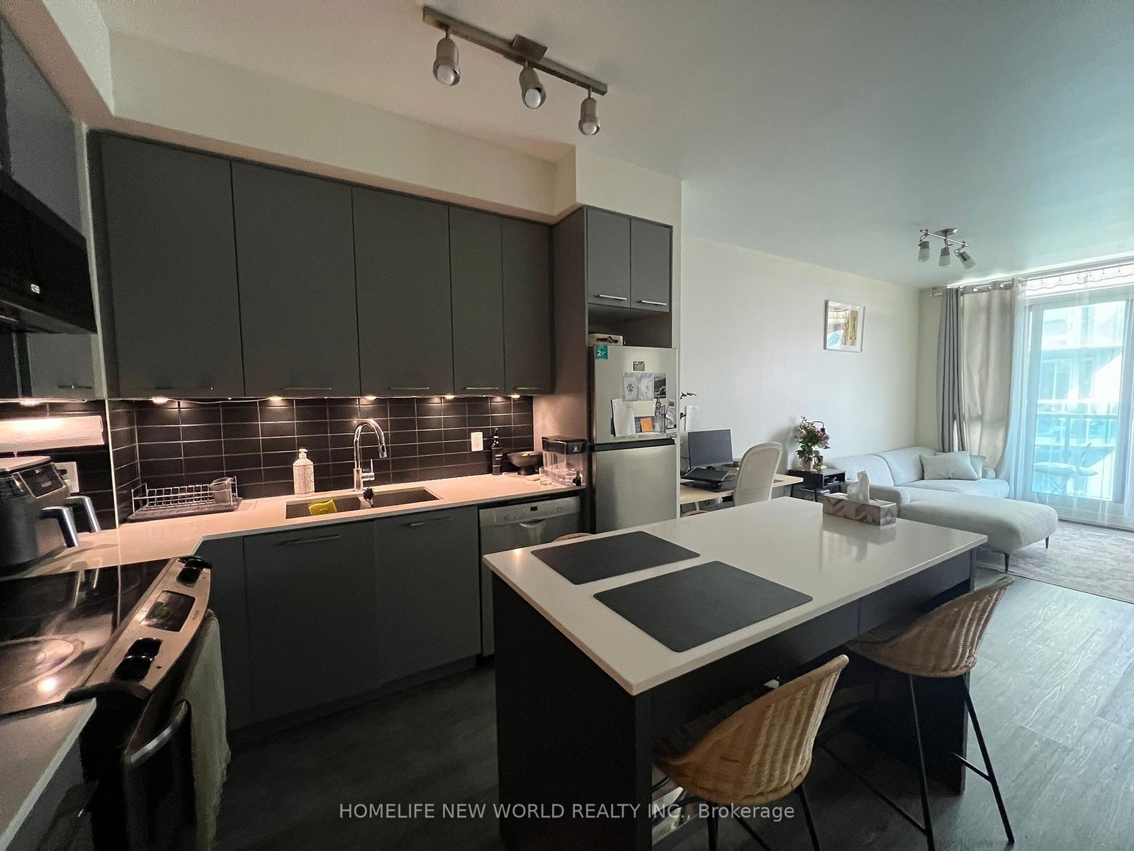 9471-yonge-street-richmond-hill-ontario-n12337334