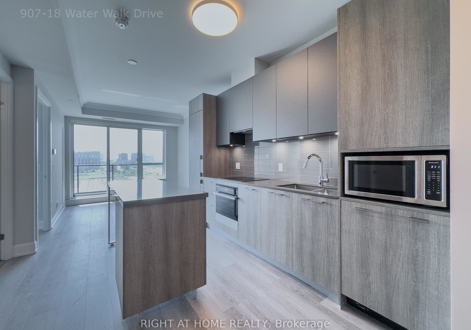 18-water-walk-drive-markham-ontario-n12337393