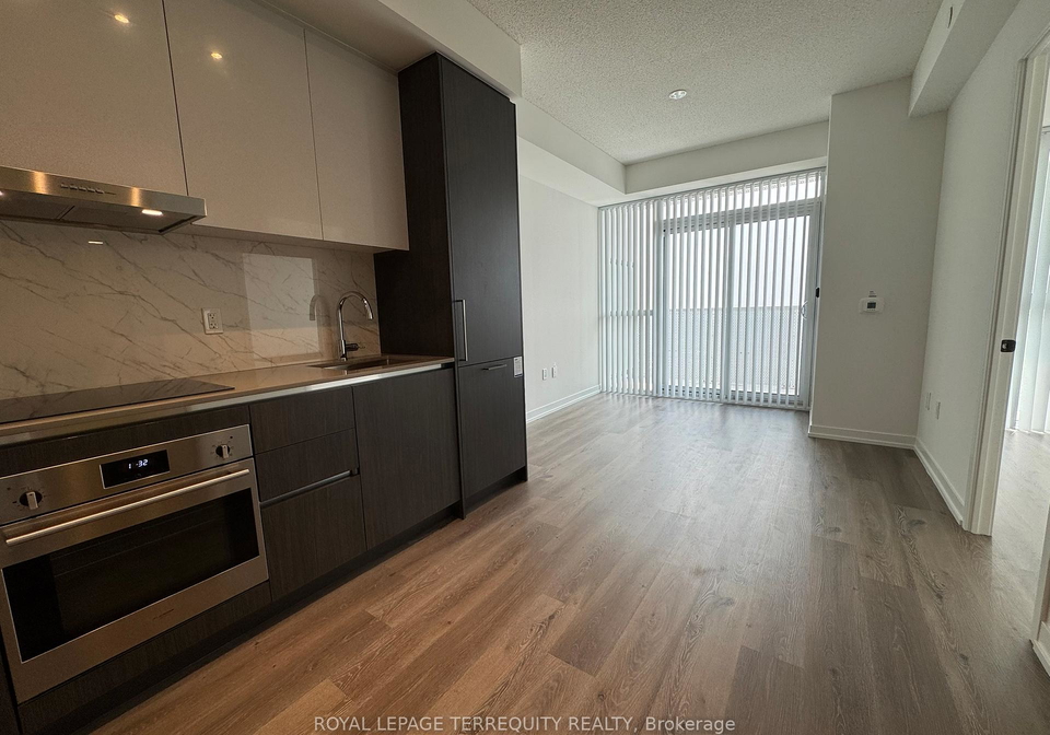 225-commerce-street-vaughan-ontario-n12337995