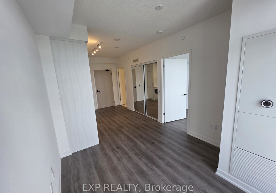 225-commerce-street-vaughan-ontario-n12338217