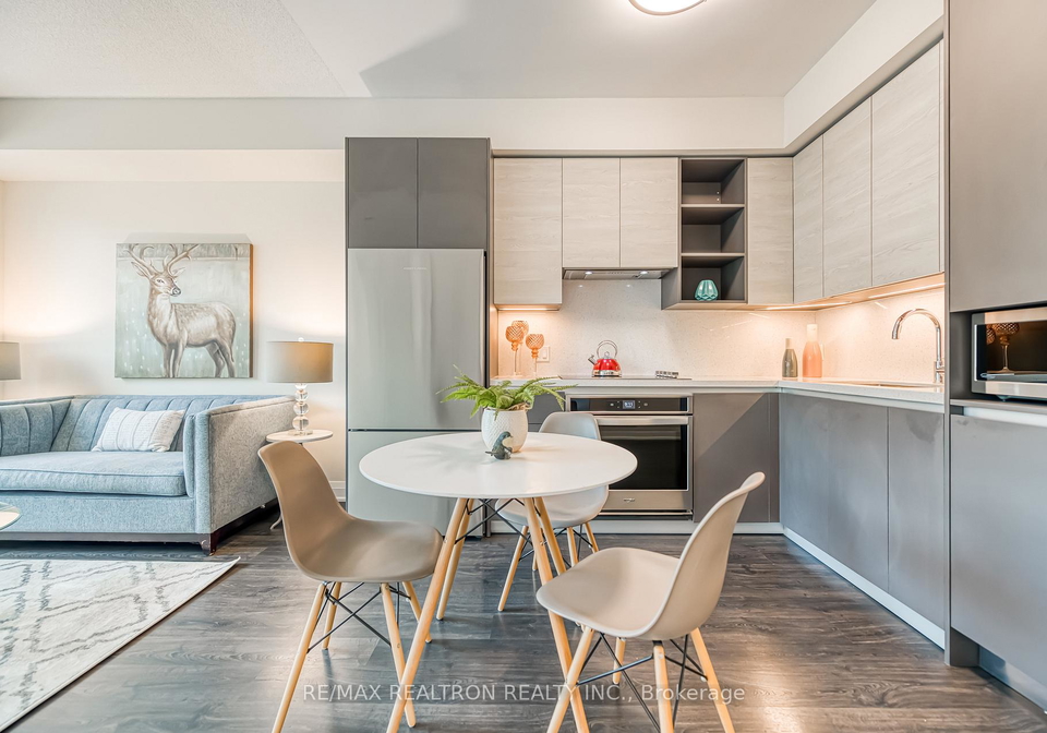 398-highway-7-e-richmond-hill-ontario-n12338899