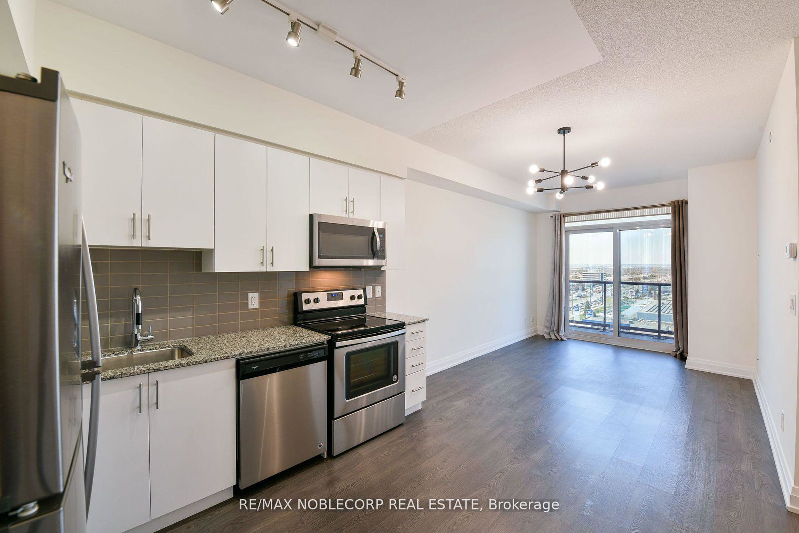 3700-highway-7-w-vaughan-ontario-n12339055
