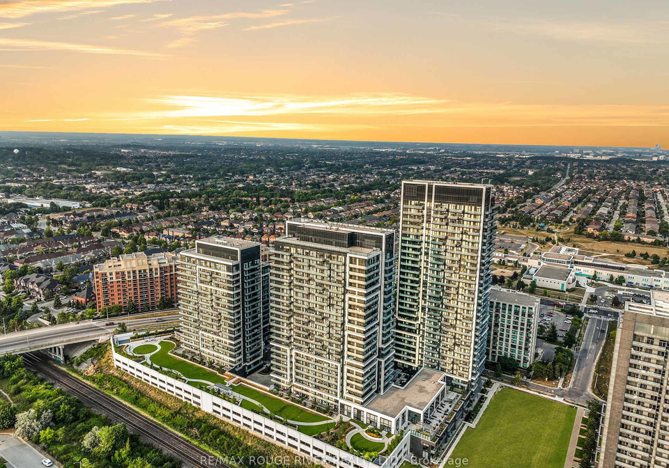 95-oneida-crescent-richmond-hill-ontario-n12339066