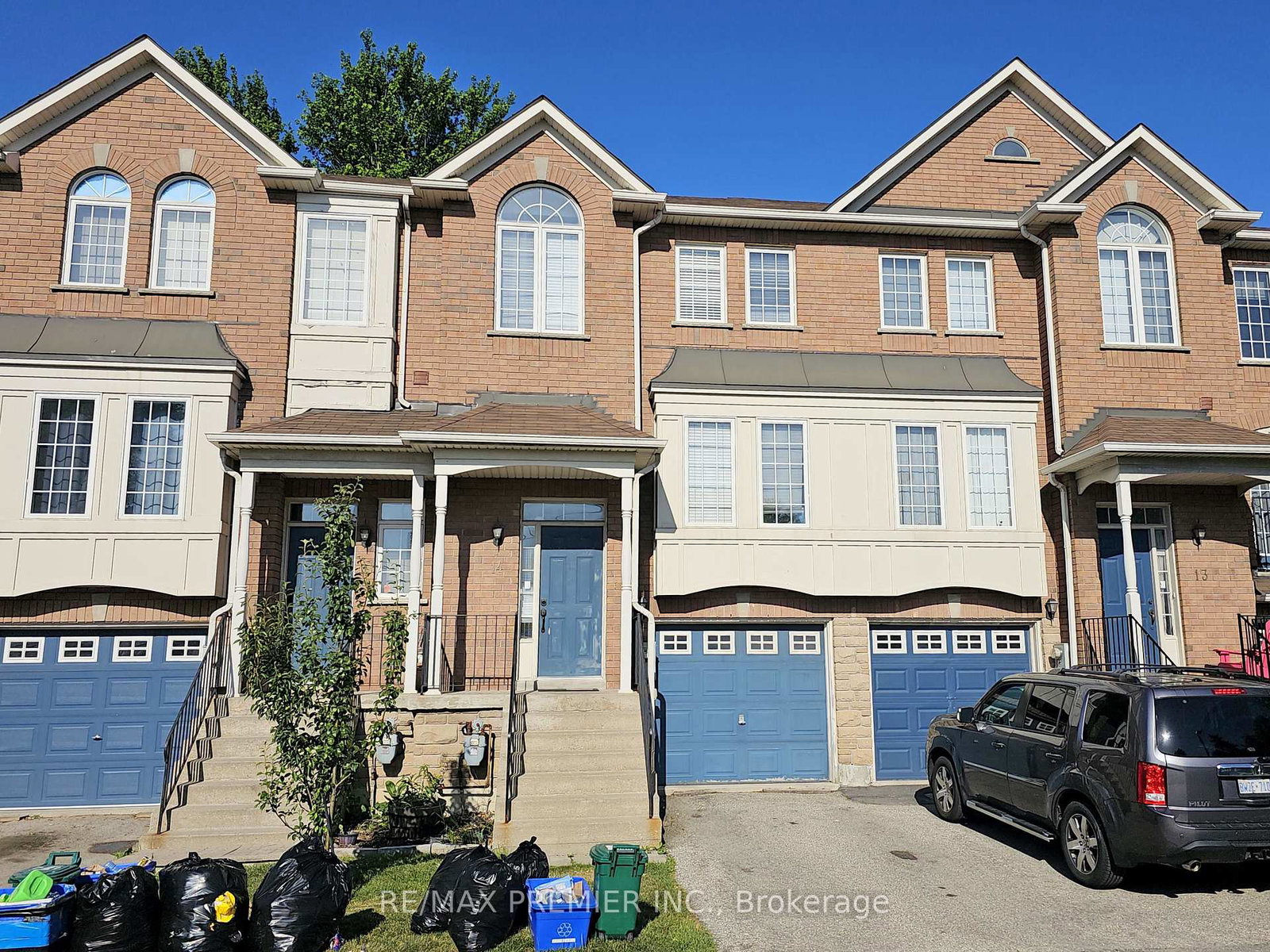 19-foxchase-avenue-vaughan-ontario-n12339789