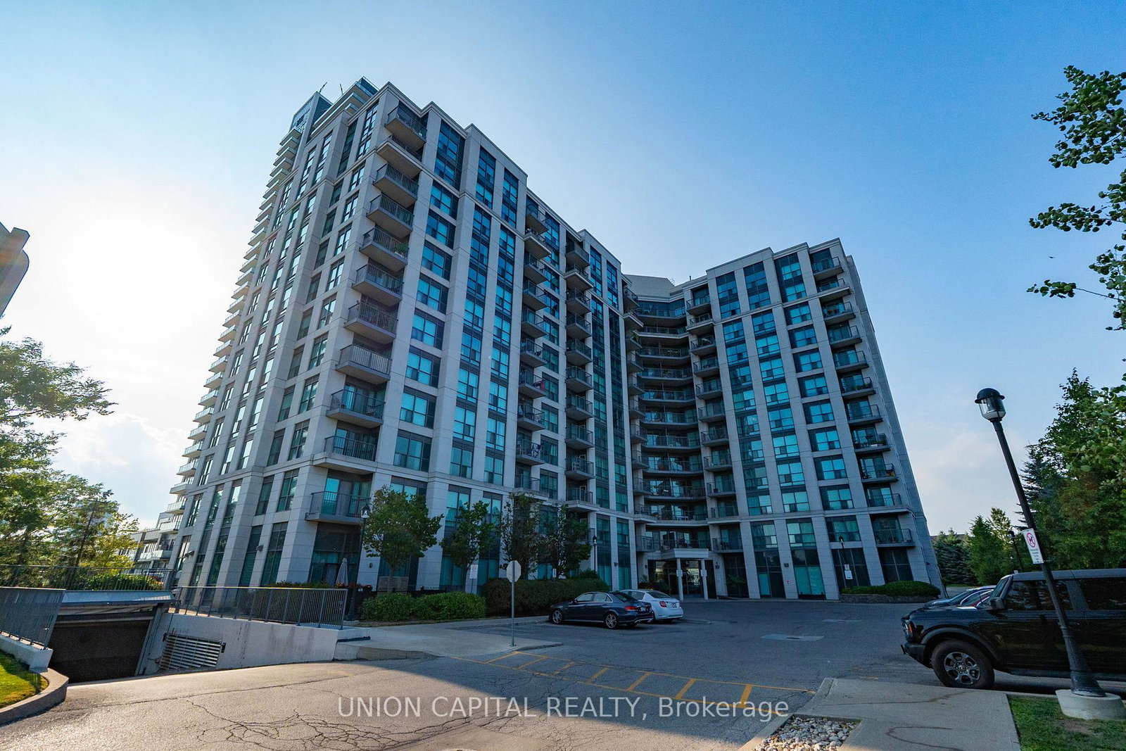 185-oneida-crescent-richmond-hill-ontario-n12340066