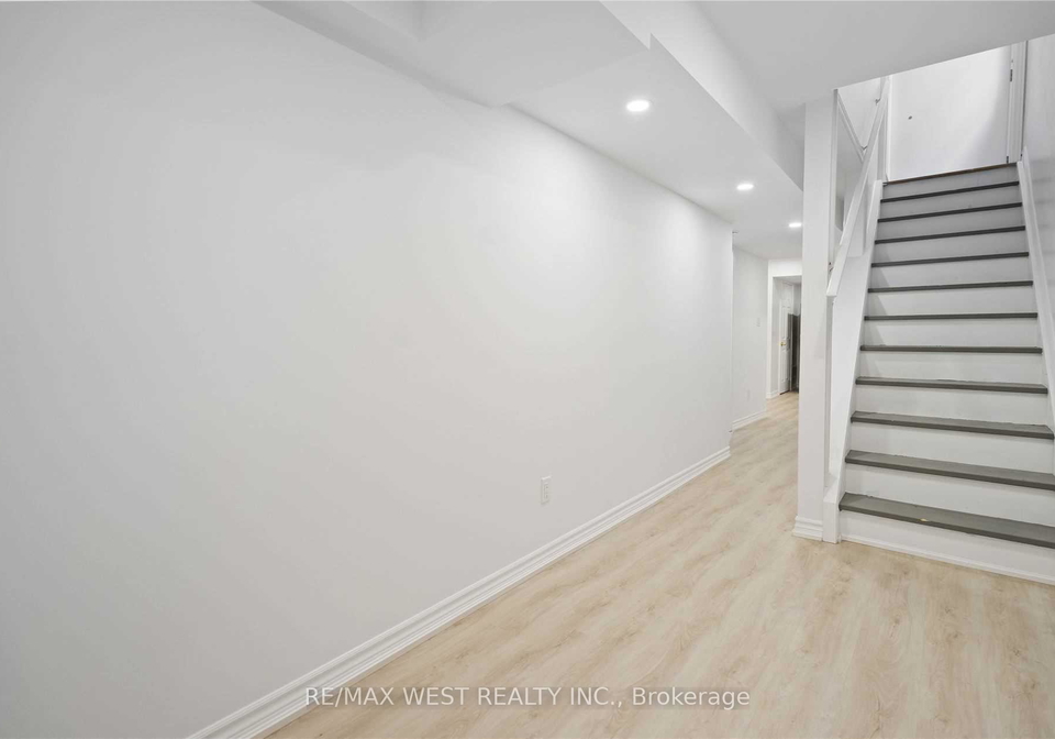 58-keystar-court-vaughan-ontario-n12340191