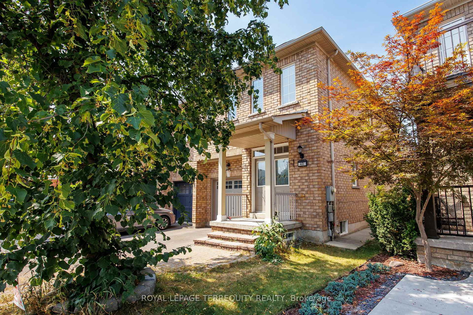 42-arco-circle-vaughan-ontario-n12341258