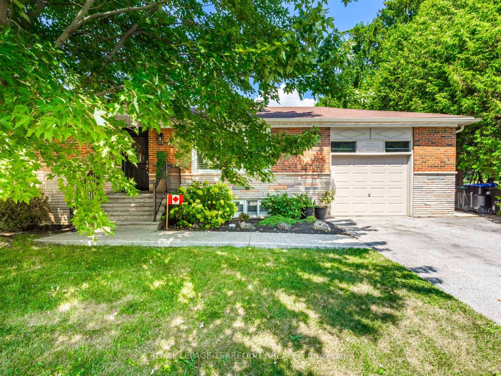 165-john-street-w-bradford-west-gwillimbury-ontario-n12342204