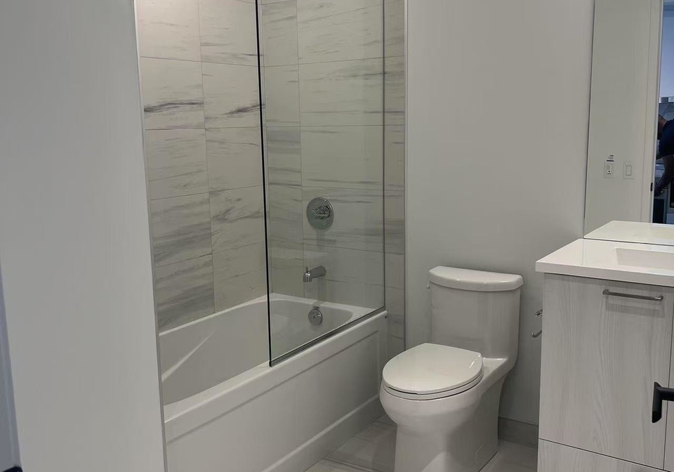 225-commerce-street-vaughan-ontario-n12342774