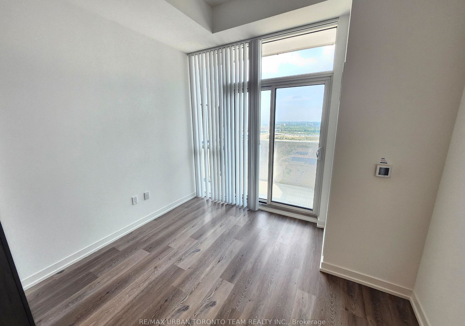 28-interchange-way-vaughan-ontario-n12343419
