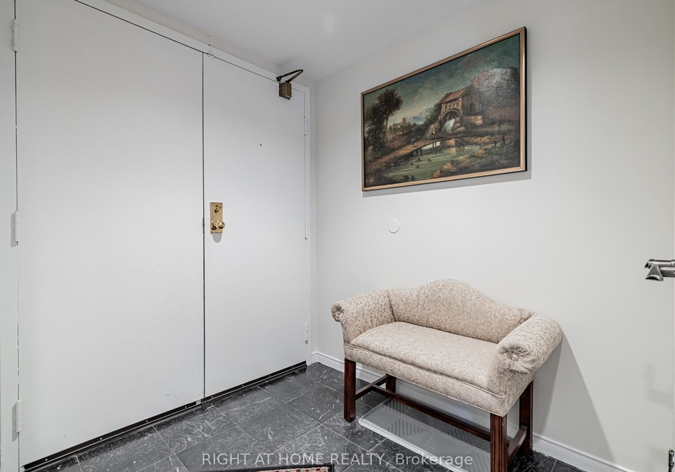 100-arbors-lane-vaughan-ontario-n12343876