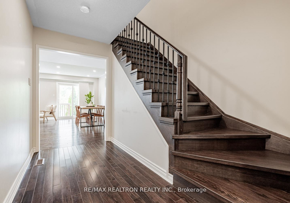 198-banbrooke-crescent-newmarket-ontario-n12344277