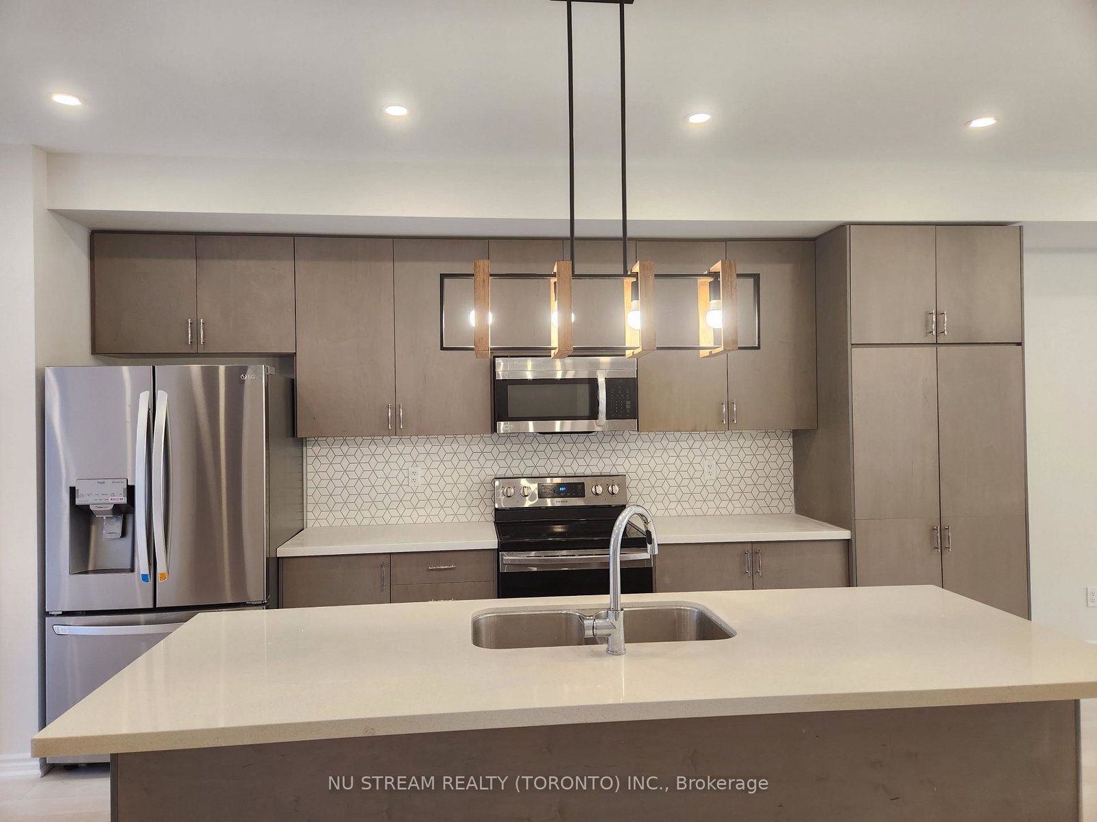 28-james-noble-lane-richmond-hill-ontario-n12344697