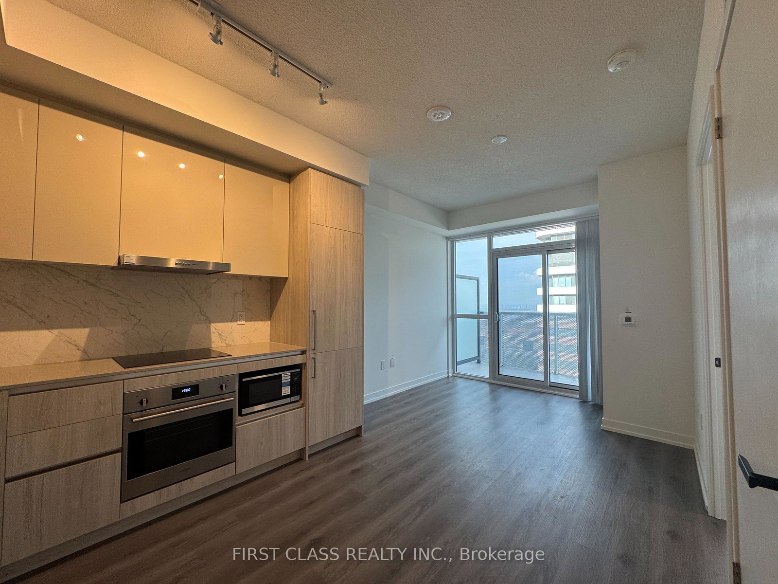225-commerce-street-vaughan-ontario-n12345093