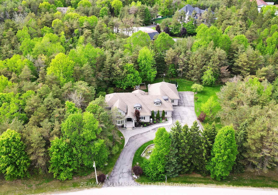 11-loggers-trail-whitchurch-stouffville-ontario-n12345127