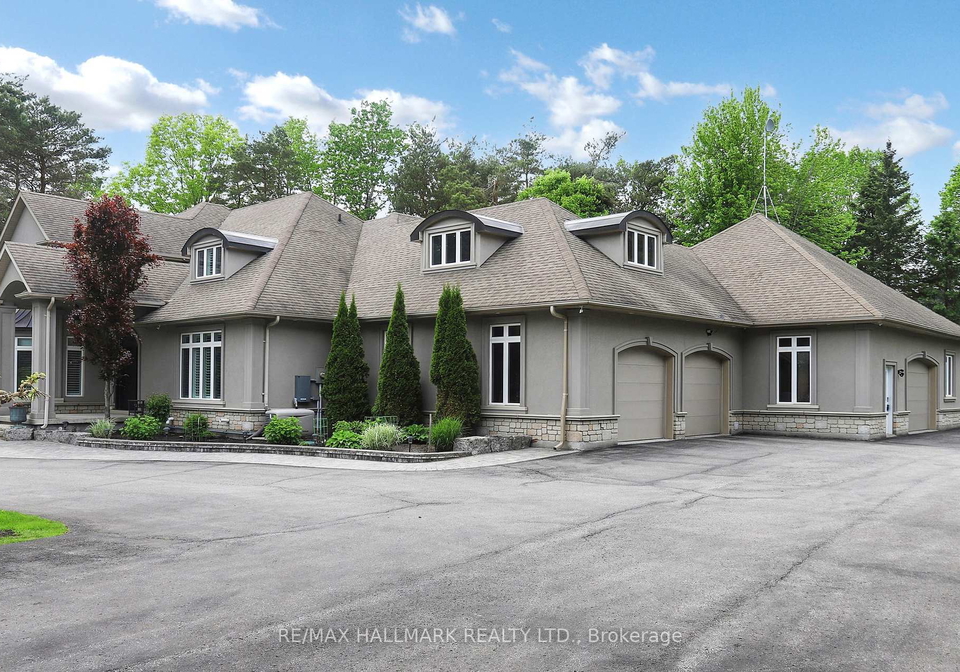 11-loggers-trail-whitchurch-stouffville-ontario-n12345127