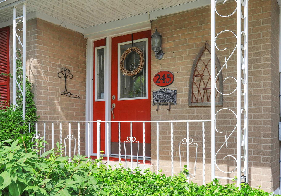245-silverbirch-drive-newmarket-ontario-n12345180