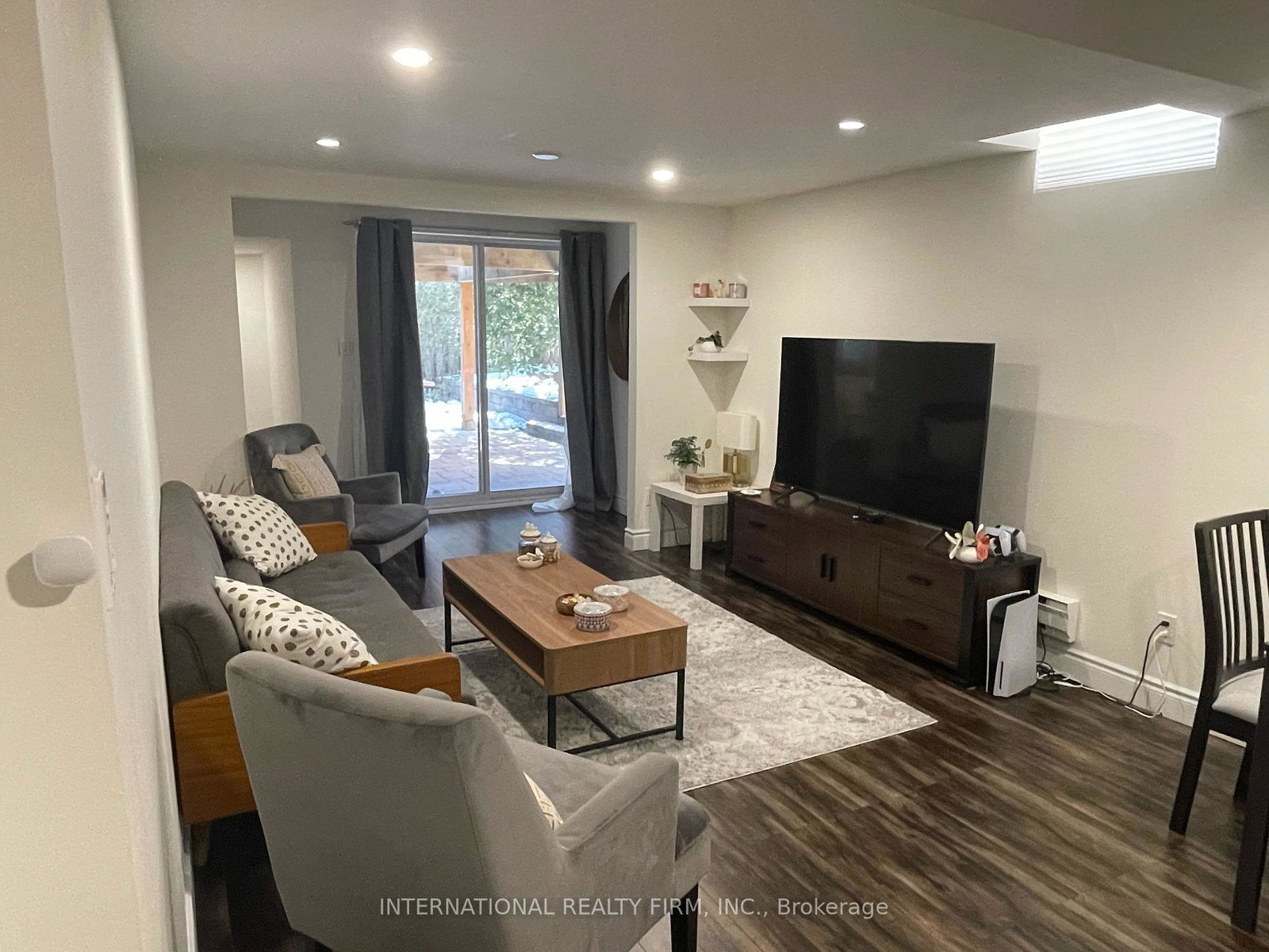 141-kemano-road-aurora-ontario-n12345332