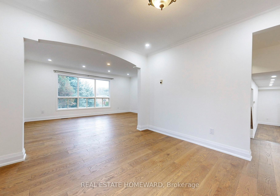 24-beckett-avenue-east-gwillimbury-ontario-n12345867