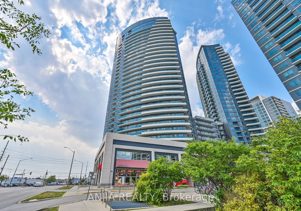 7161-yonge-street-markham-ontario-n12346563