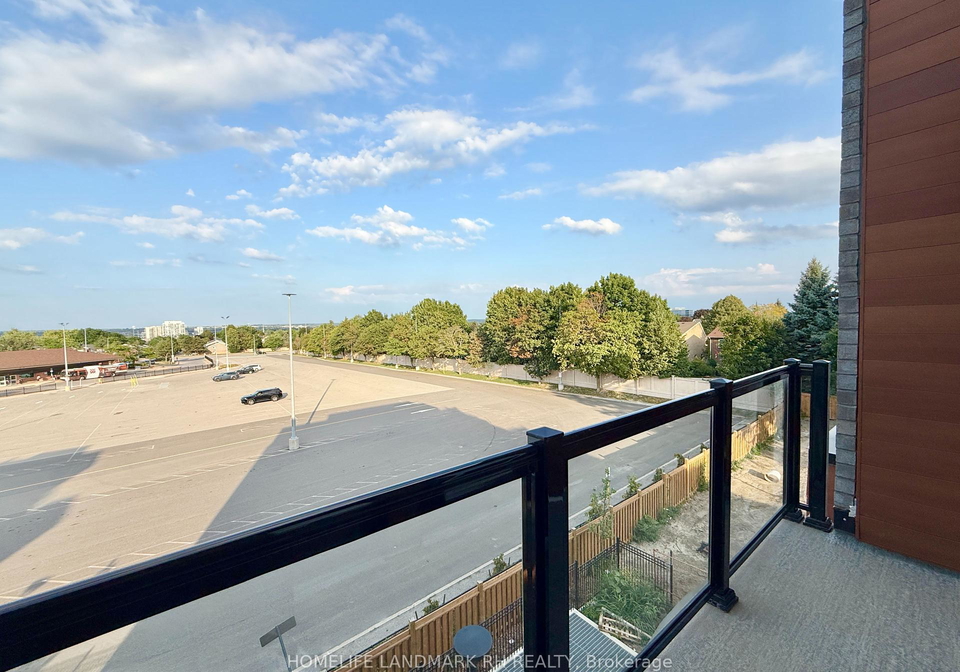 22-lytham-green-circle-newmarket-ontario-n12346787