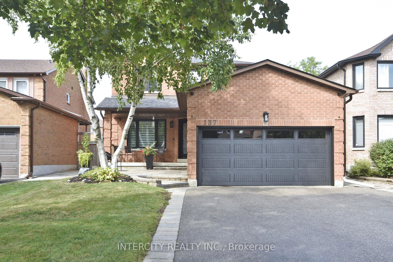 137-largo-crescent-vaughan-ontario-n12347643