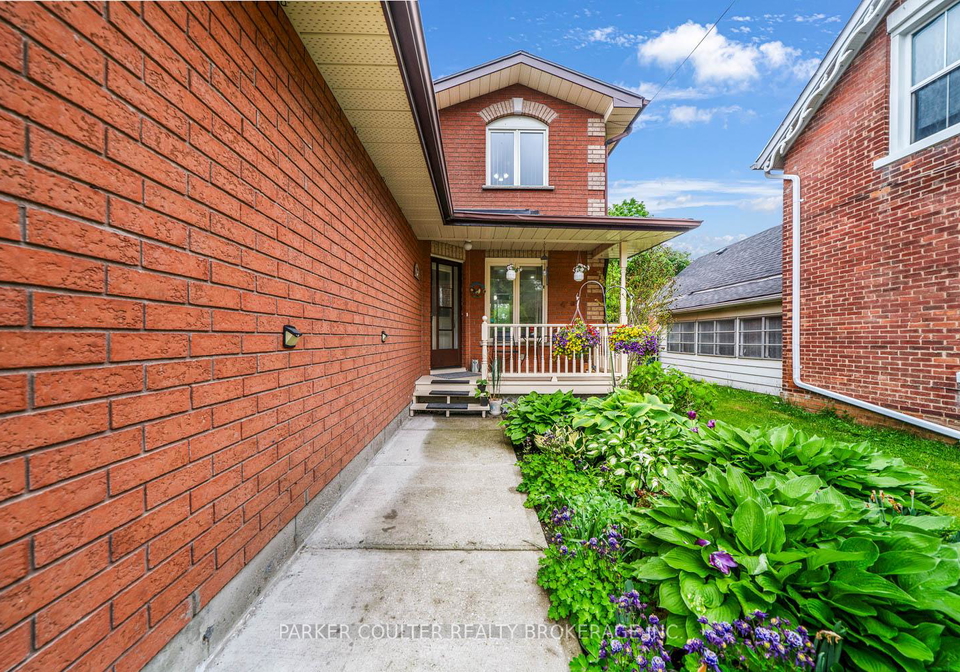 135-victoria-street-e-new-tecumseth-ontario-n12347696