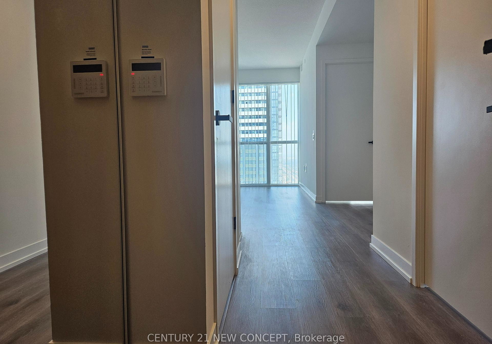 28-interchange-way-vaughan-ontario-n12348527