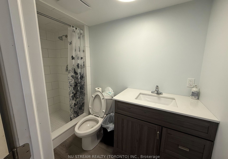 8-townwood-drive-richmond-hill-ontario-n12348917
