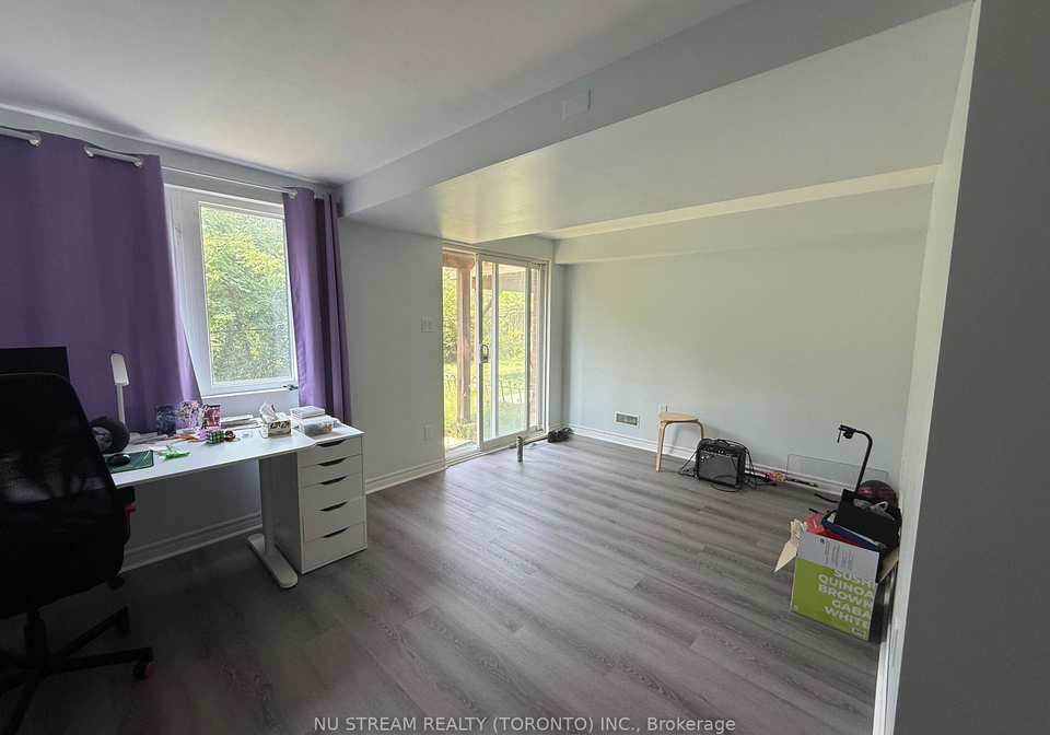 8-townwood-drive-richmond-hill-ontario-n12348917