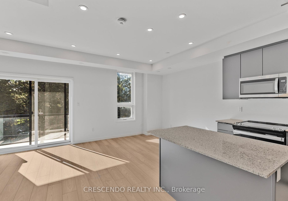 26-lytham-green-circle-newmarket-ontario-n12349194