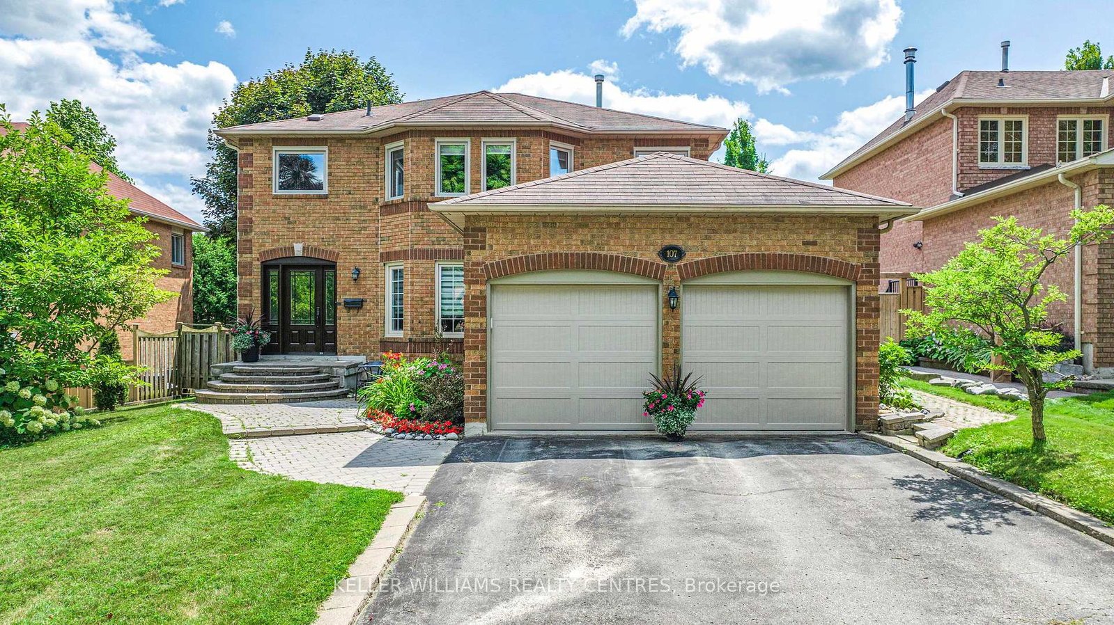107-rhodes-circle-newmarket-ontario-n12349582