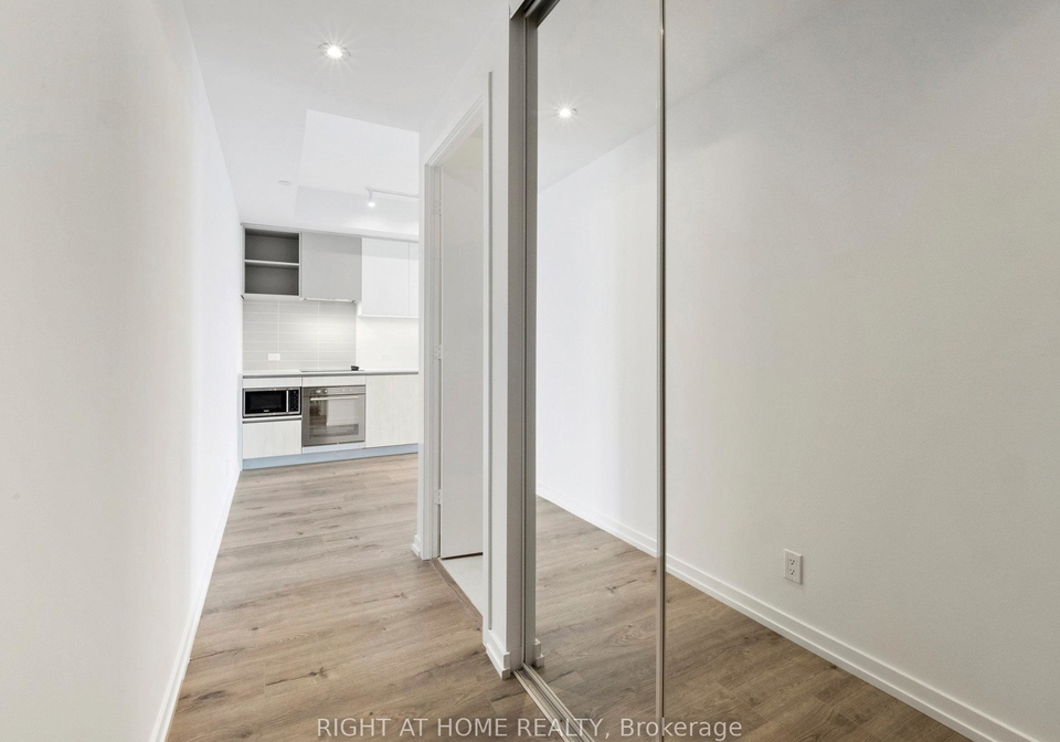 7890-jane-street-vaughan-ontario-n12349622