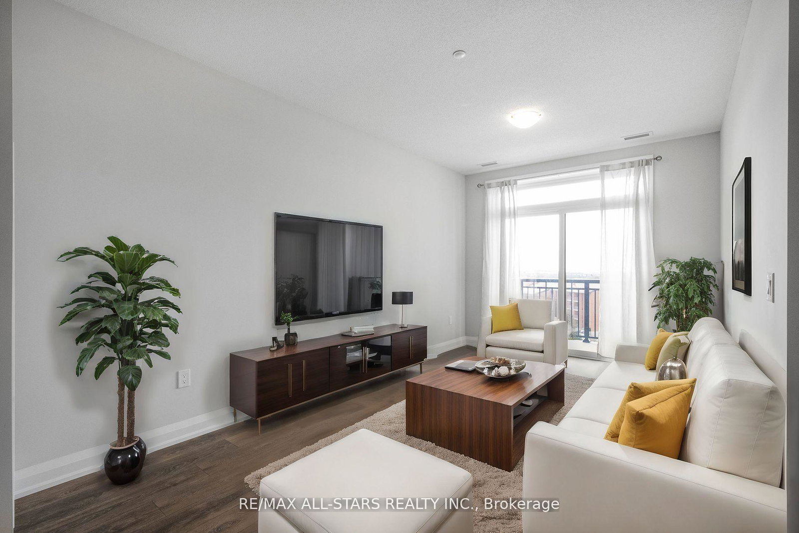 5917-main-street-whitchurch-stouffville-ontario-n12351547