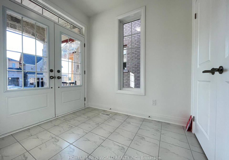 25-marlene-johnston-drive-east-gwillimbury-ontario-n12351694