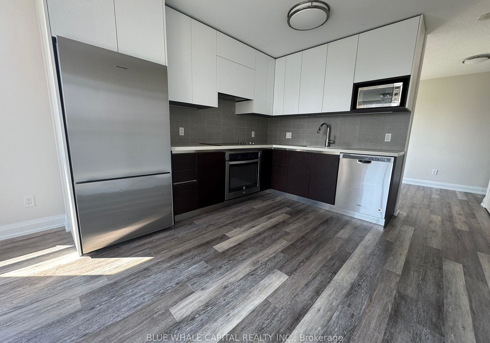 25-water-walk-drive-markham-ontario-n12353352