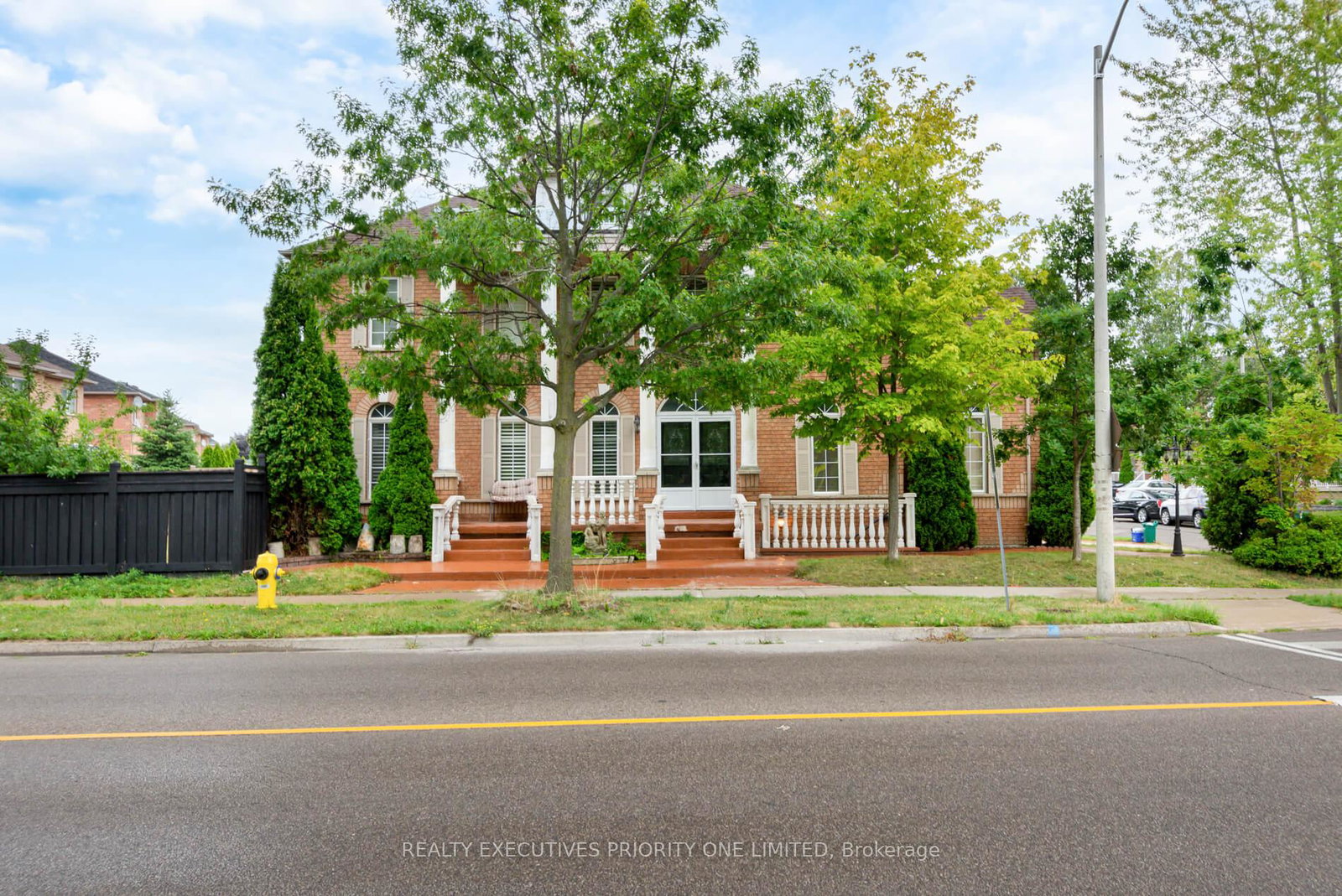 2-foxhunt-drive-vaughan-ontario-n12354210