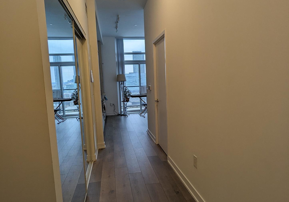 10-honeycrisp-crescent-vaughan-ontario-n12354648