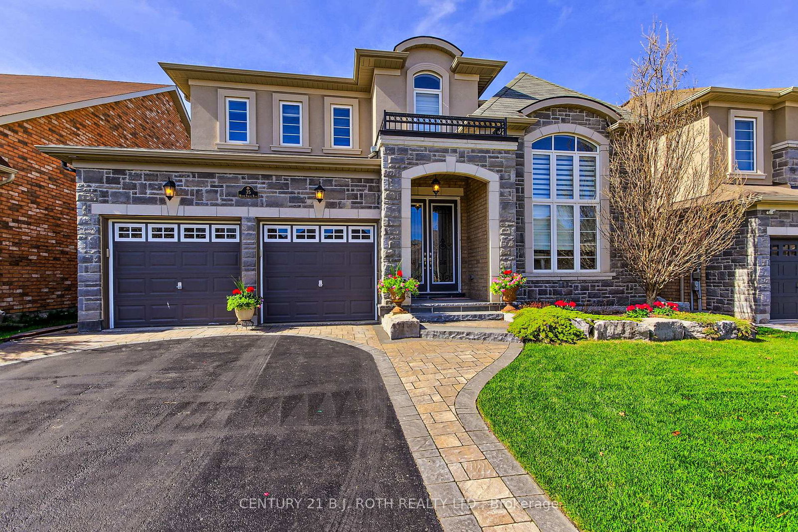 35-manor-forest-road-east-gwillimbury-ontario-n12354914