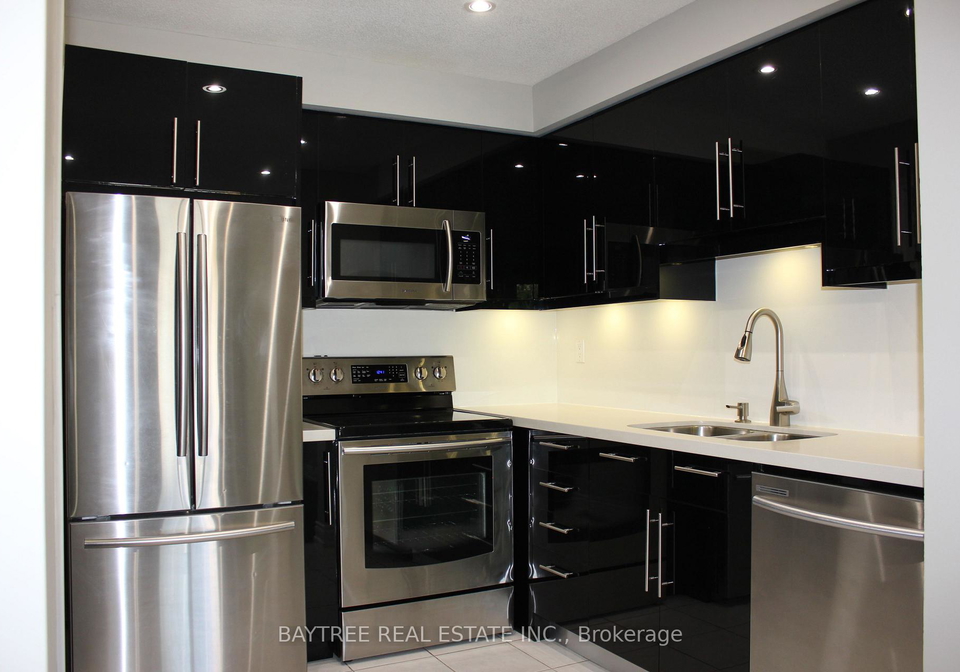 4-larissa-court-vaughan-ontario-n12355048