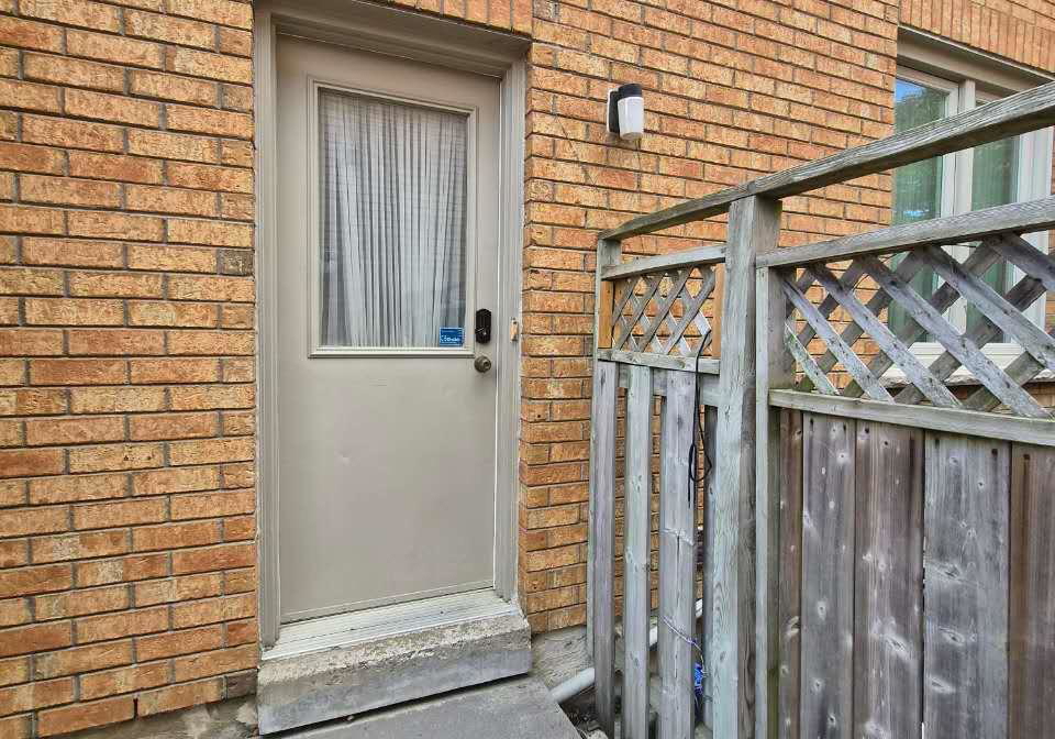 30-bsmt-braeside-square-markham-ontario-n12355967