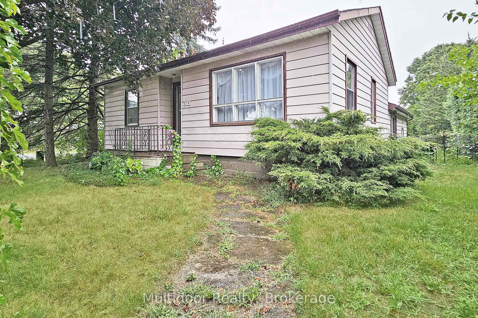 313-christopher-street-east-gwillimbury-ontario-n12356267