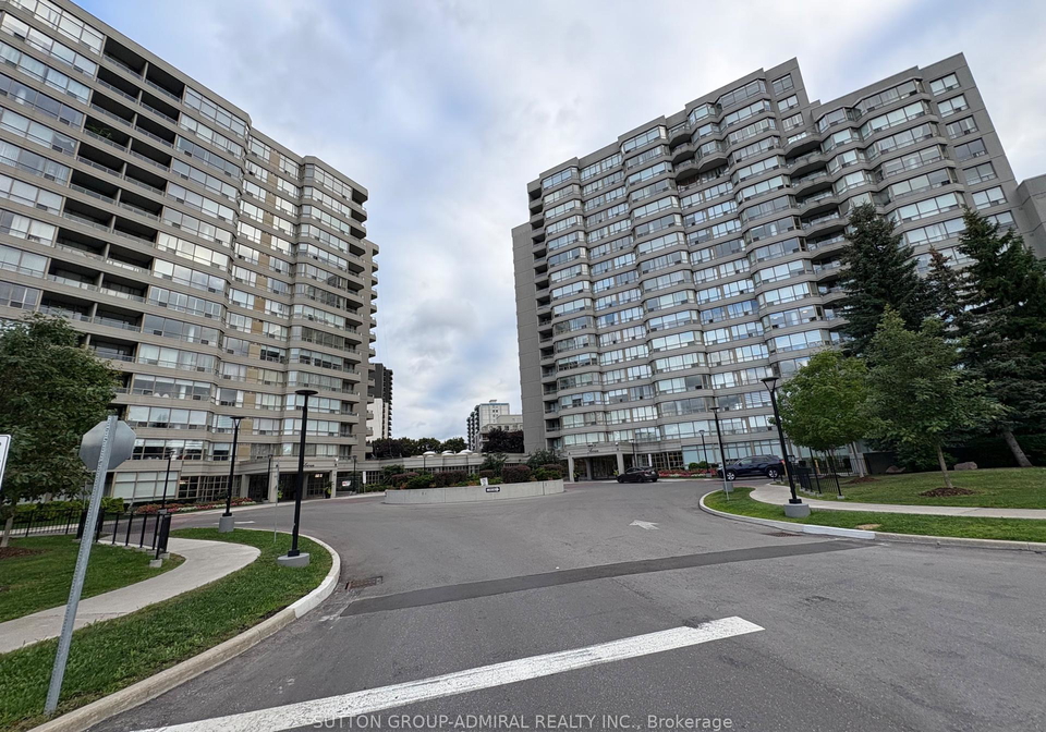 11-townsgate-drive-vaughan-ontario-n12358938