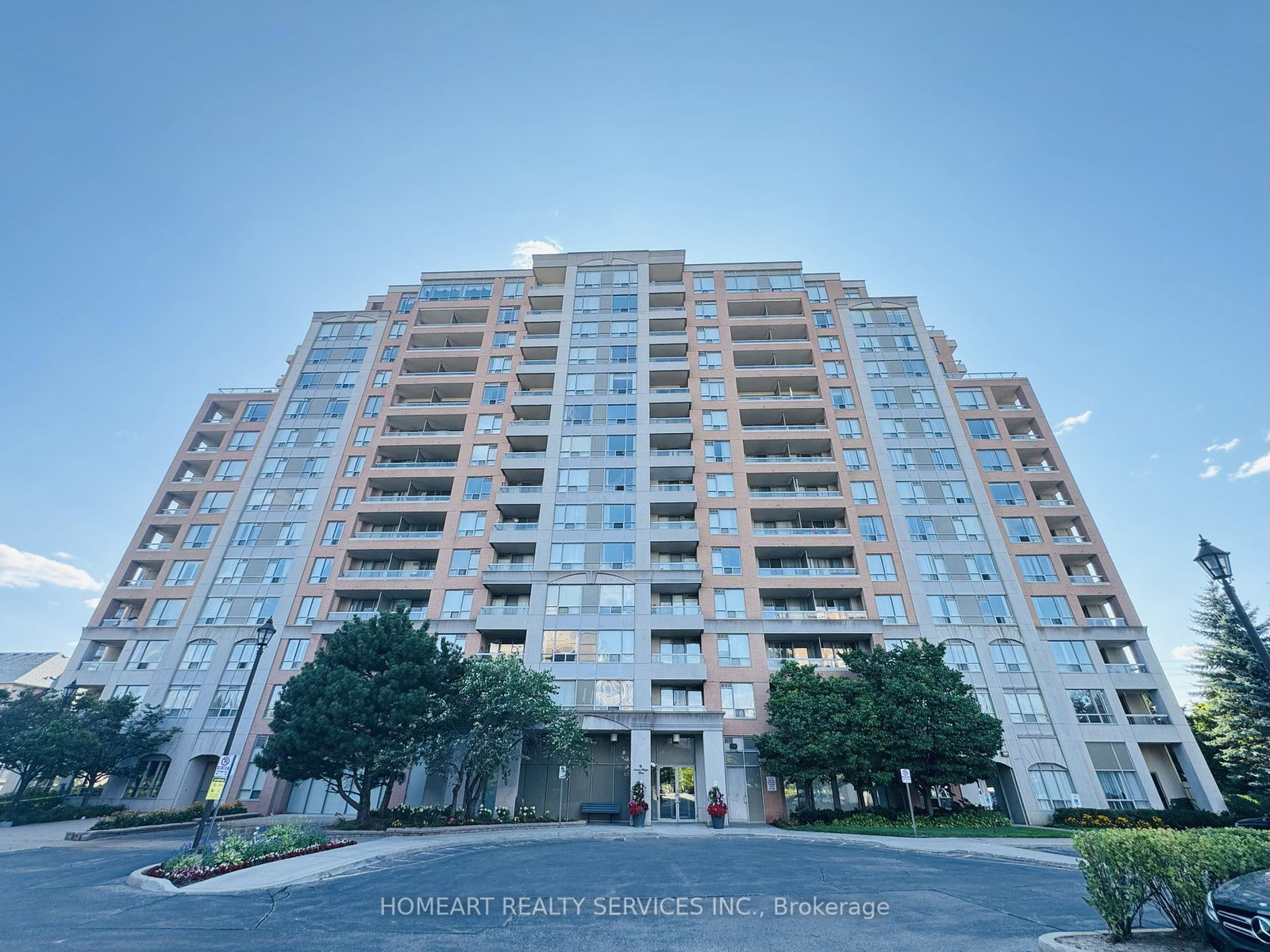 9-northern-heights-drive-richmond-hill-ontario-n12359461