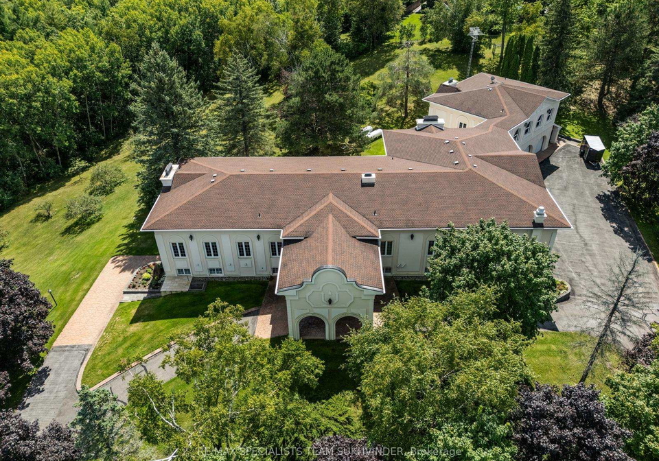409-dearbourne-avenue-king-ontario-n12359474